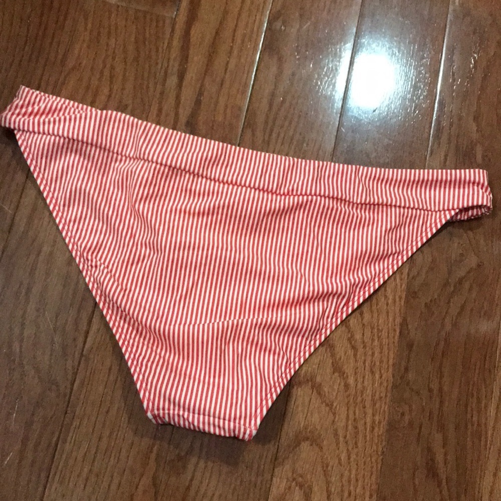 NWOT red/white strip swim bottom XL - Picture 5 of 5